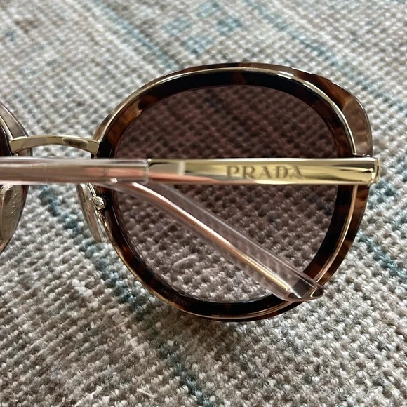 COPY - Prada sunglasses - Picture 7 of 13